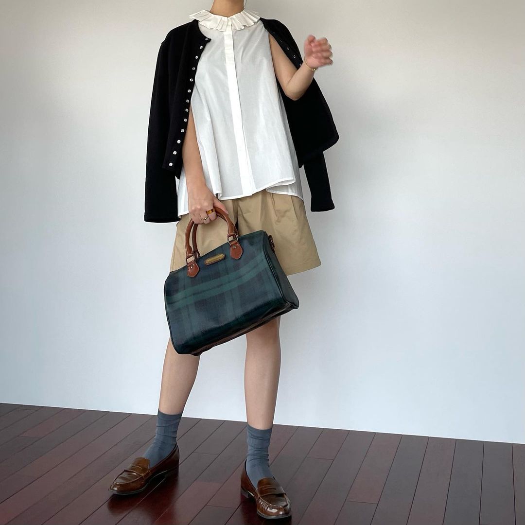 lalagom タックハーフパンツ