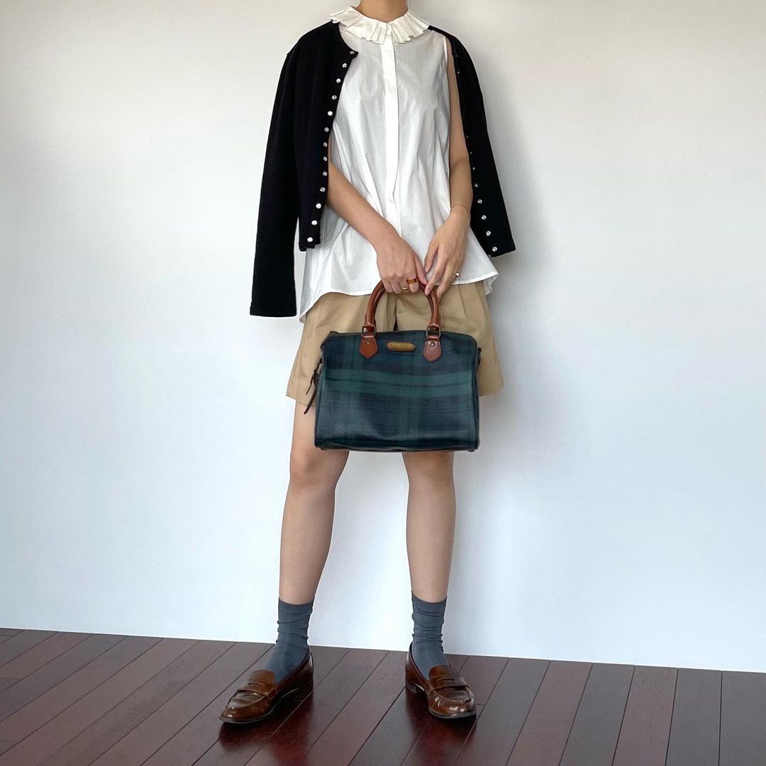 lalagom タックハーフパンツ
