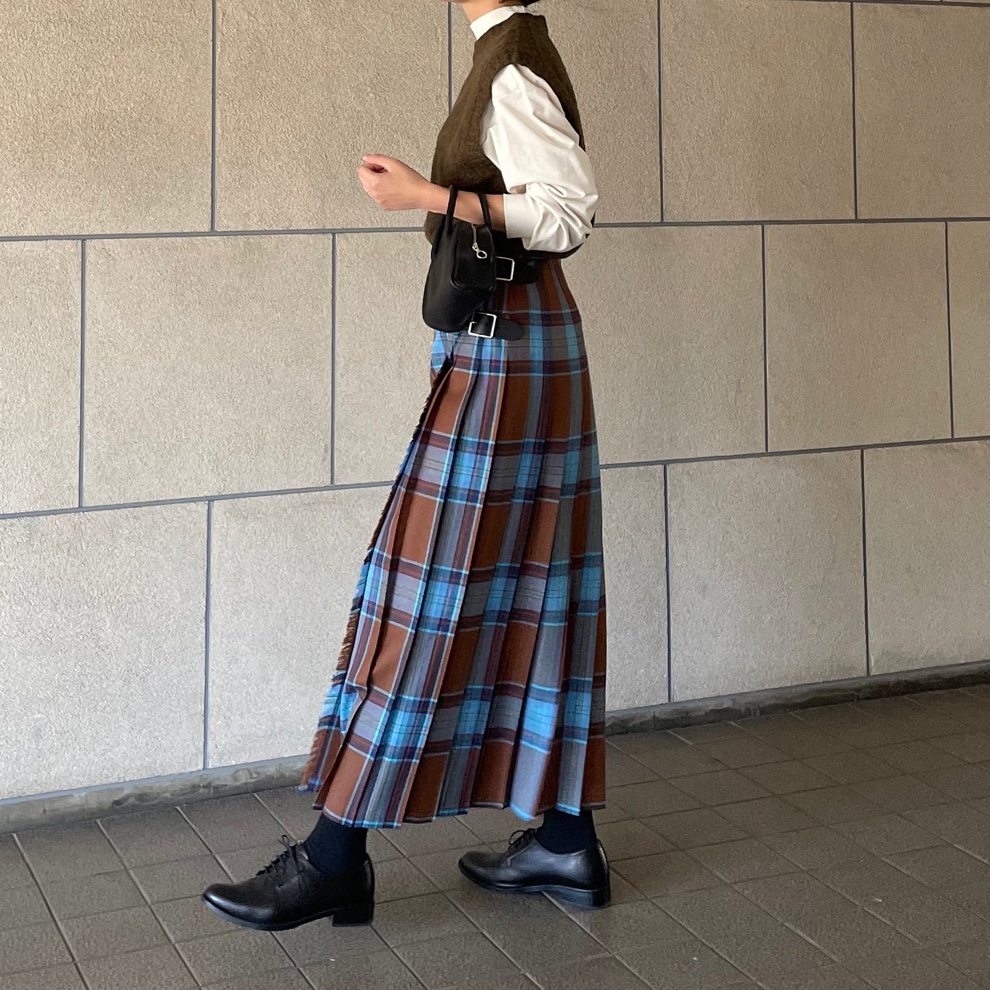 【10/31(金)21時〜プレオーダー開始】O'neil of Dublin キルトスカート ダブルベルト ウッデンボーレイ