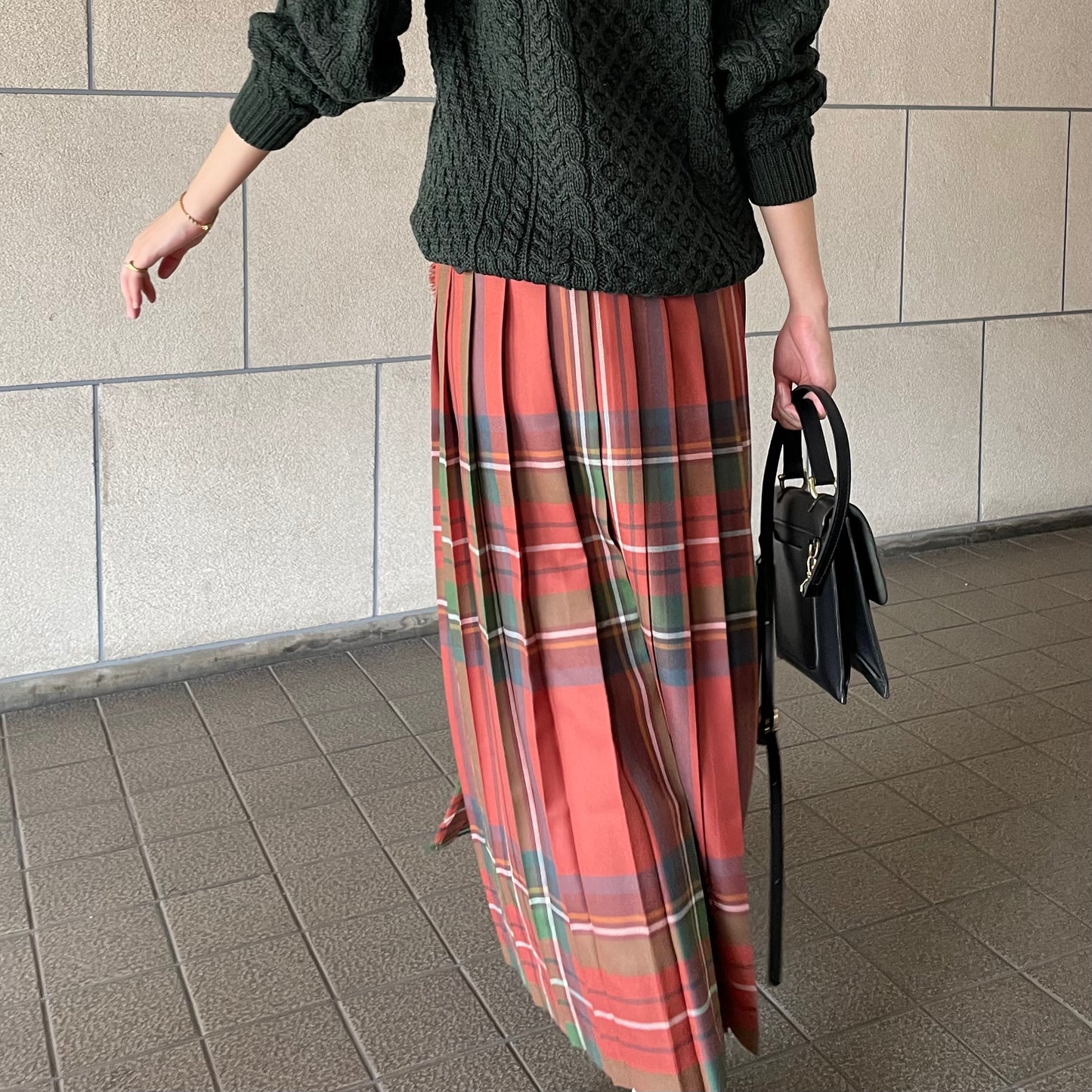 【10/31(金)21時〜プレオーダー開始】O'neil of Dublin キルトスカート ダブルベルト アンティークロイヤルスチュワート【別注】