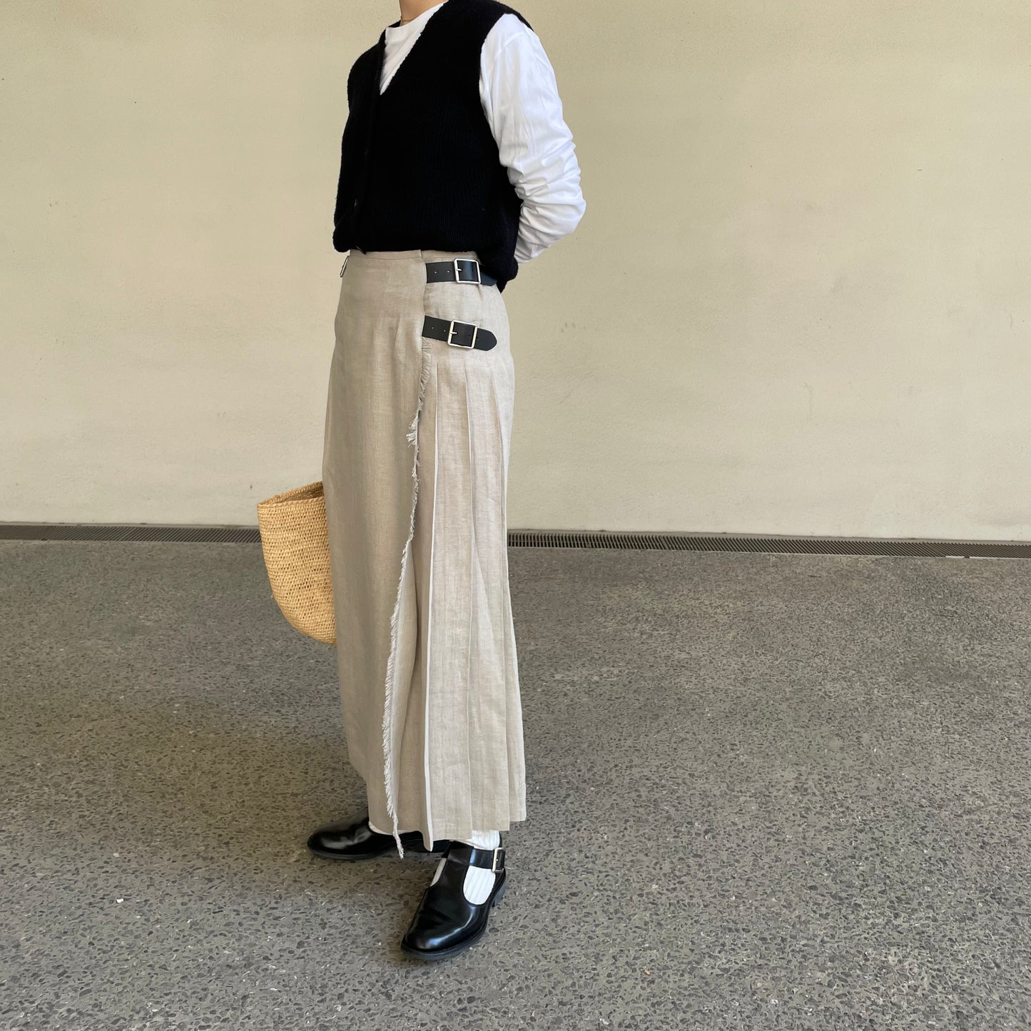 O'neil of Dublin リネンキルトスカート ストーンベージュ ワイドダブルベルト