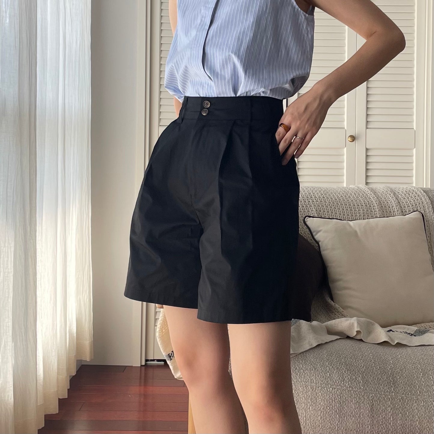 lalagom タックハーフパンツ
