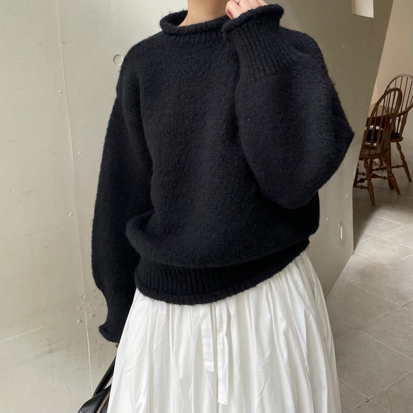 【10/17(金)21:00〜販売開始】lalagom ロールネックニット