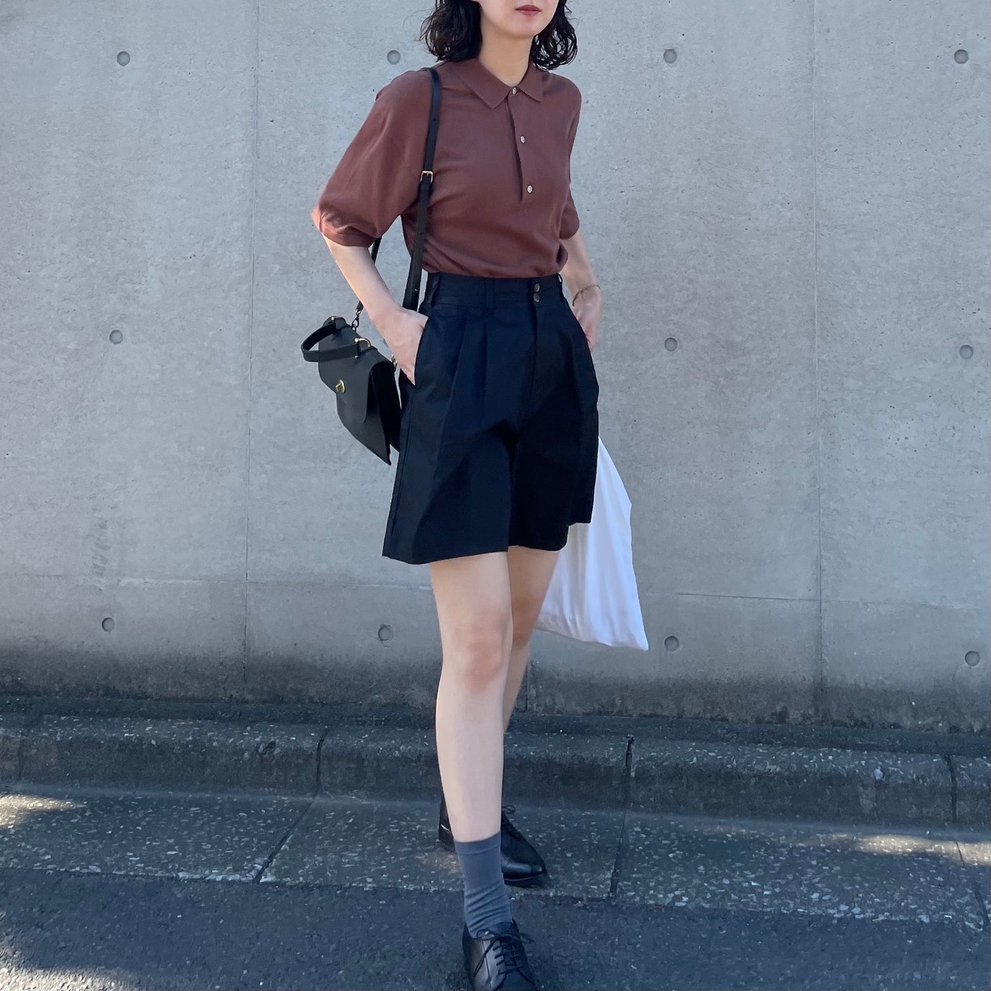 lalagom タックハーフパンツ