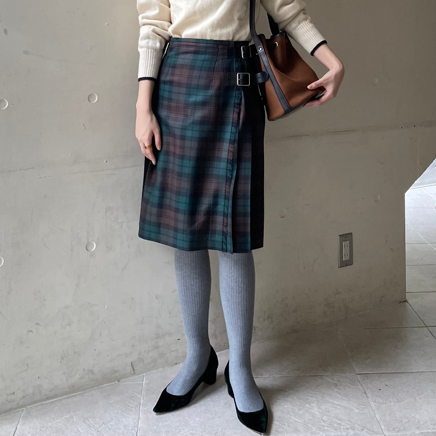 【10/31(金)21時〜プレオーダー開始】O'neil of Dublin キルトスカート ダブルベルト ブラウンウォッチ