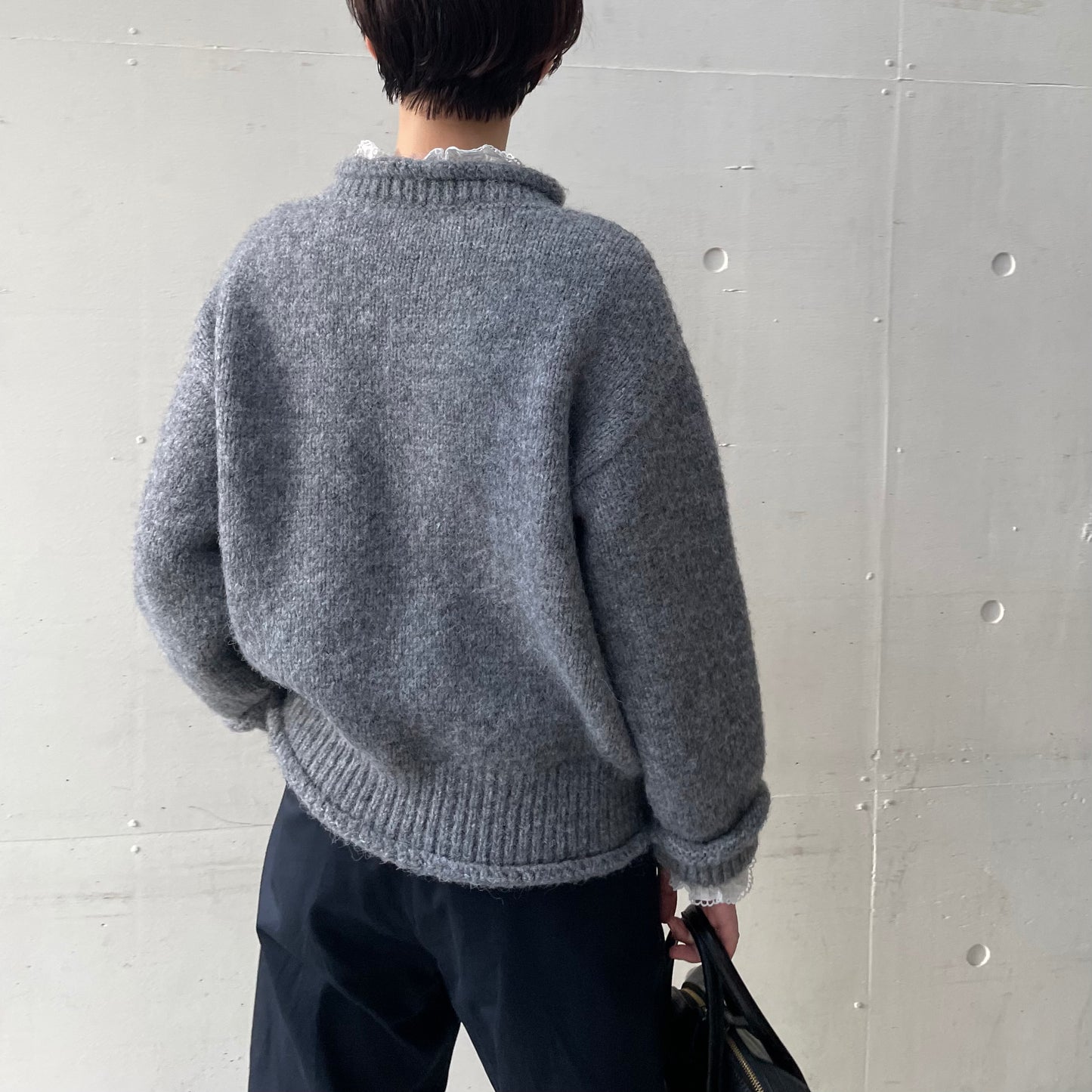 【10/17(金)21:00〜販売開始】lalagom ロールネックニット