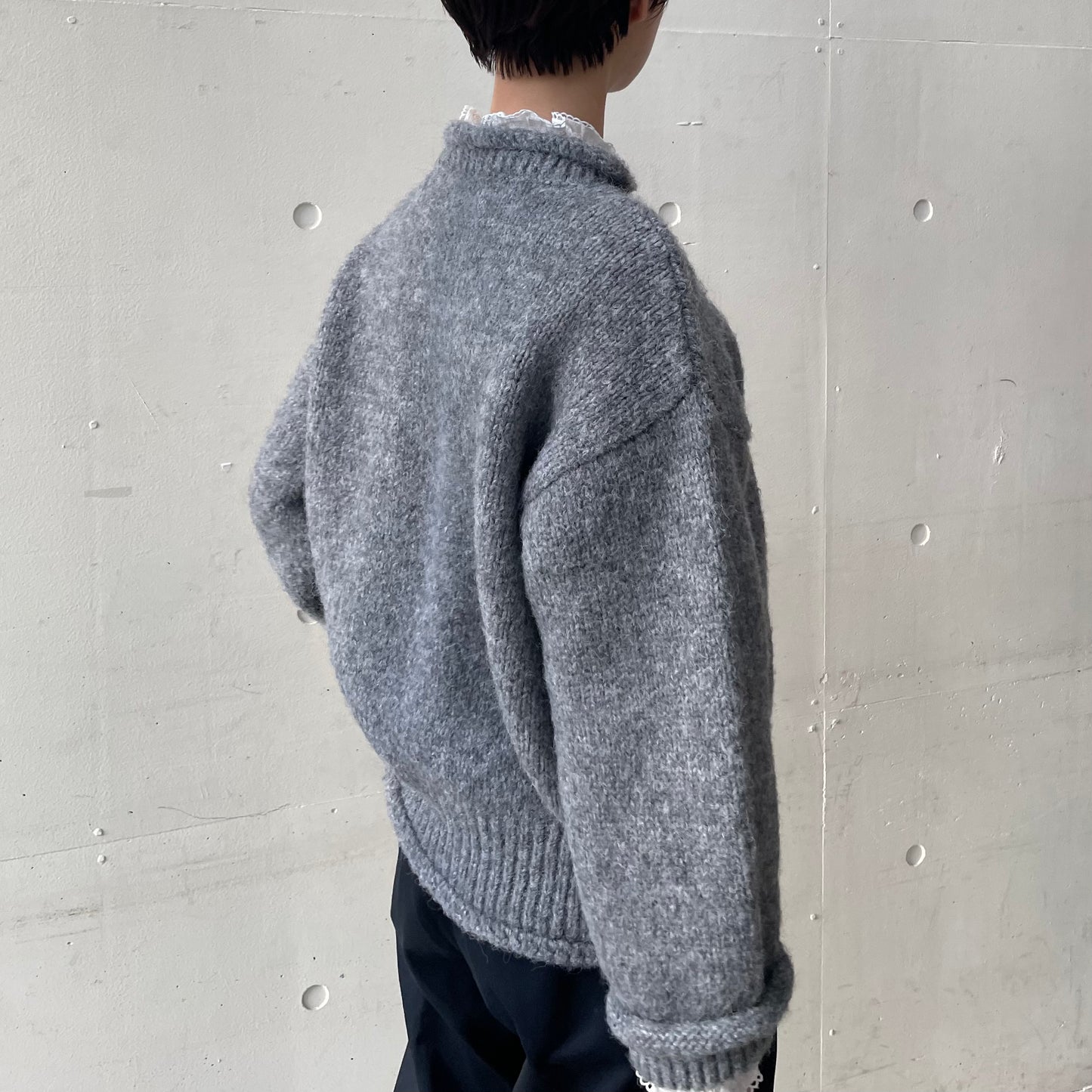 【10/17(金)21:00〜販売開始】lalagom ロールネックニット