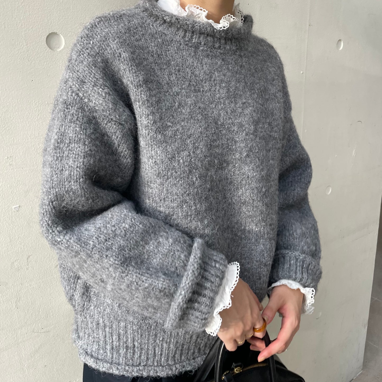 【10/17(金)21:00〜販売開始】lalagom ロールネックニット