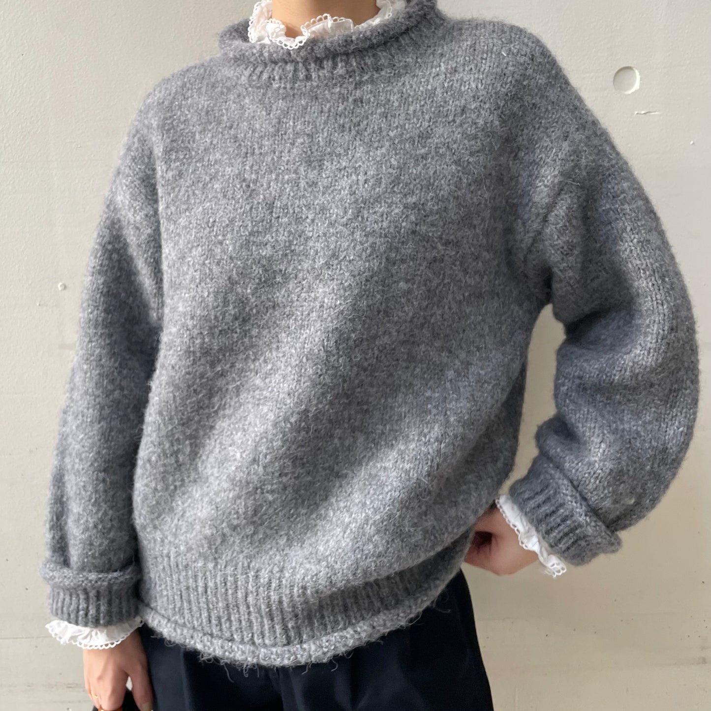 【10/17(金)21:00〜販売開始】lalagom ロールネックニット