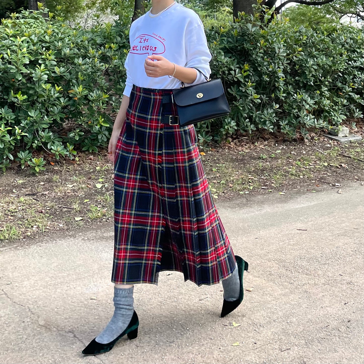 【10/31(金)21時〜プレオーダー開始】O'neil of Dublin キルトスカート ダブルベルト ブラックスチュワート