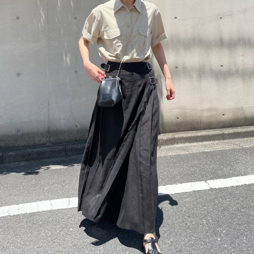 O'neil of Dublin リネンキルトスカート ブラック ワイドダブルベルト
