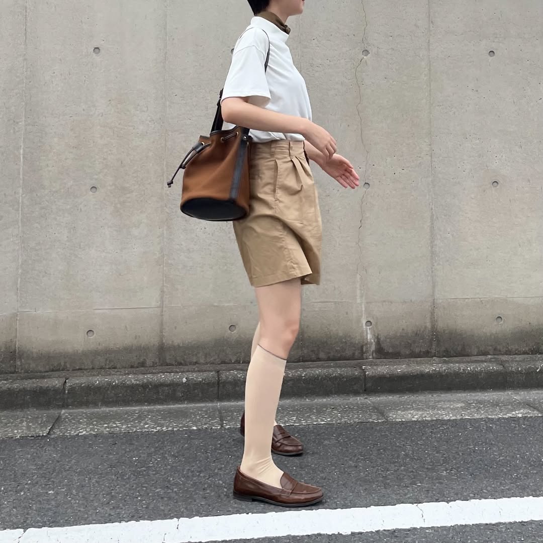 lalagom タックハーフパンツ