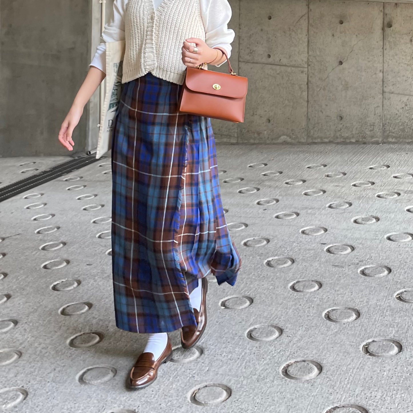 O'neil of Dublin リネンキルトスカートブルーブキャナン ワイドダブルベルト