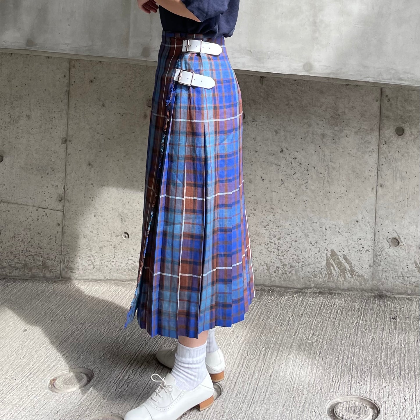 O'neil of Dublin リネンキルトスカートブルーブキャナン ワイドダブルベルト