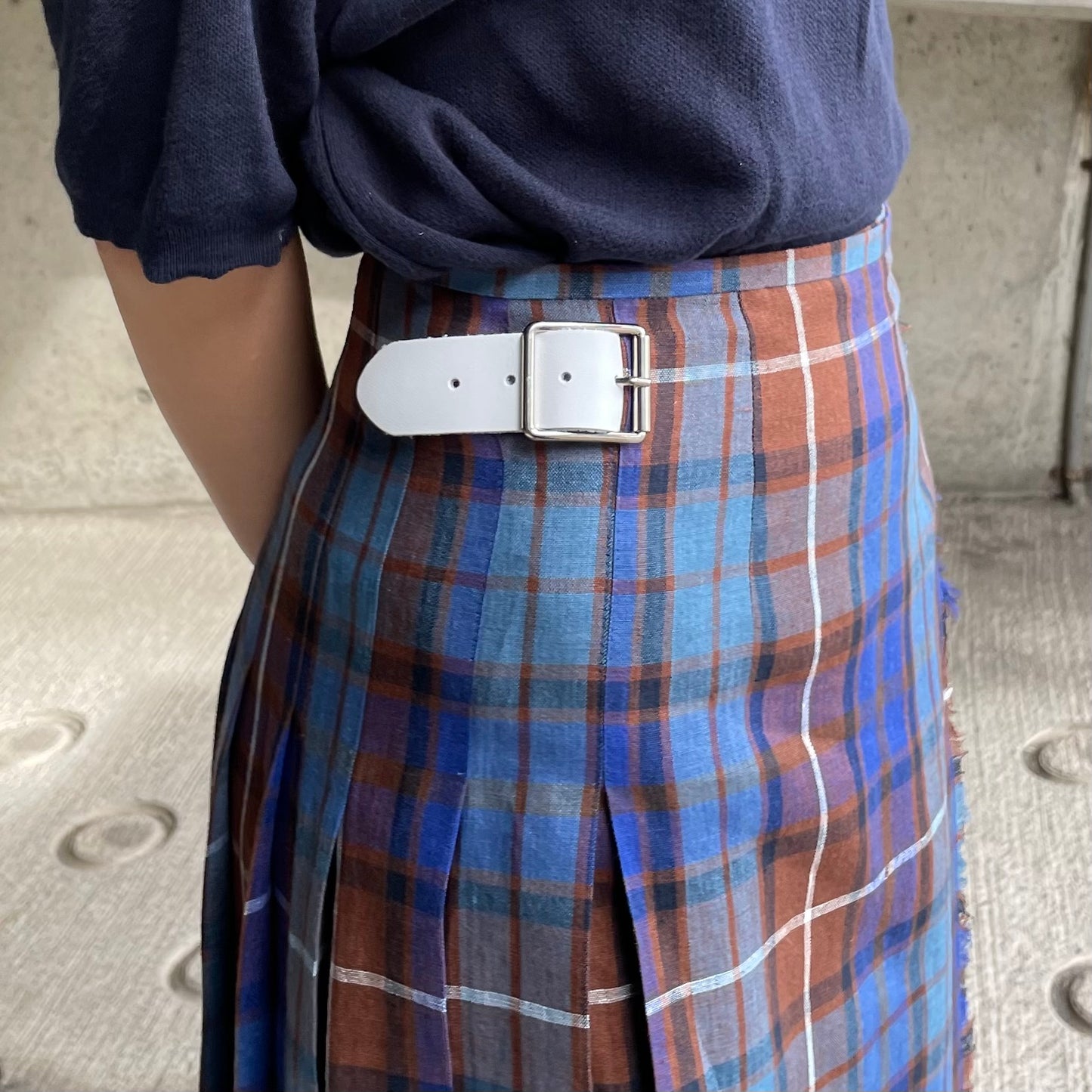 O'neil of Dublin リネンキルトスカートブルーブキャナン ワイドダブルベルト