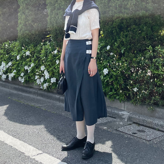 【1週間限定 5％】O'neil of Dublin リネンキルトスカート ネイビー ワイドダブルベルト【5/9(金)まで】
