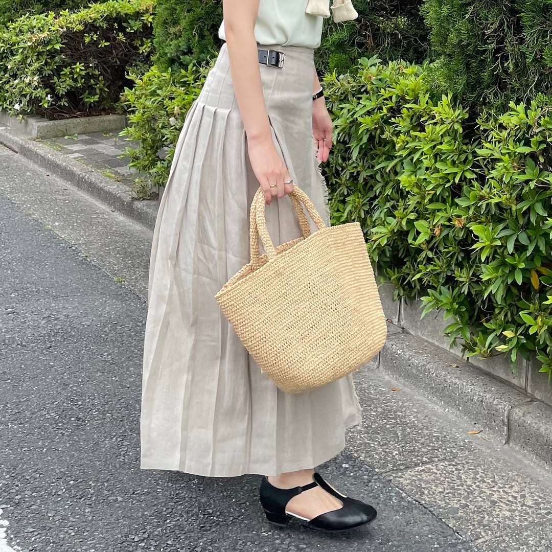 【5/8(金)21時〜販売開始】O'neil of Dublin リネンキルトスカート ストーンベージュ ワイドダブルベルト