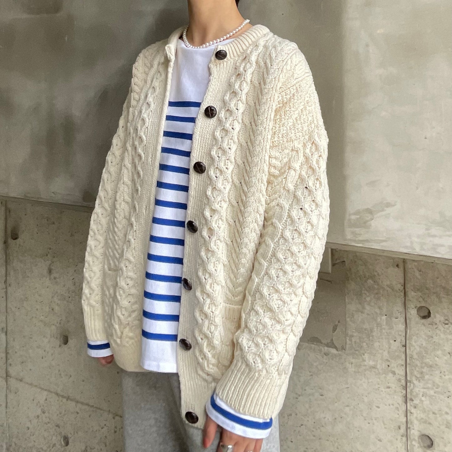 【プレオーダー】Aran Woollen Mills トラディショナル ローゲージニットカーディガン ユニセックス