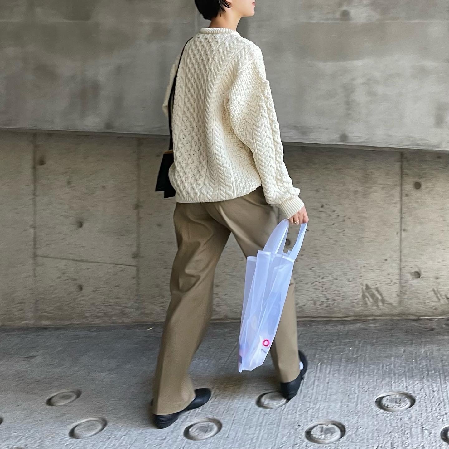 【プレオーダー】Aran Woollen Mills トラディショナル ローゲージニットセーター ユニセックス