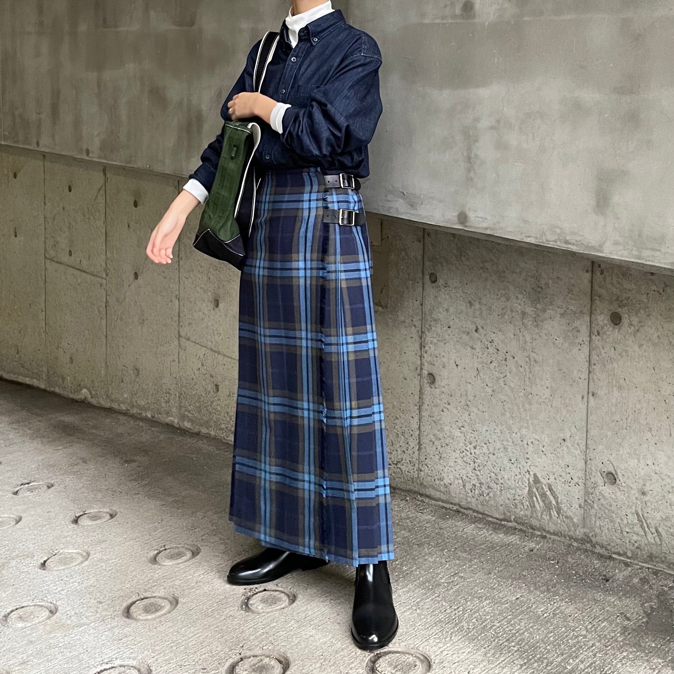 O'NEIL OF DUBLIN キルトスカート ラハーダン ブラウン太ベルト IMG_5860_1500x.heic?v=1663679060